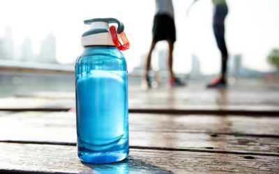 5 Amazing Reasons Why Drinking Water Helps You Lose Weight