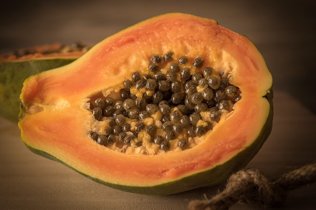Dietician Avni Kaul shares 6 Amazing Benefits Of Papaya