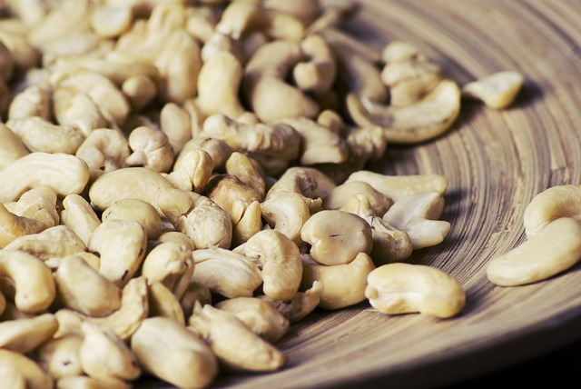 Benefits Of Cashew Nut: That Assists In Giving Healthy Heart And Beautiful Hair