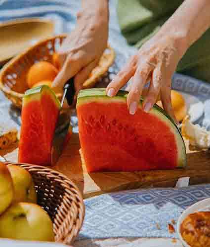 Eat This to Beat the Scorching Indian Summer, Says Dietician Avni