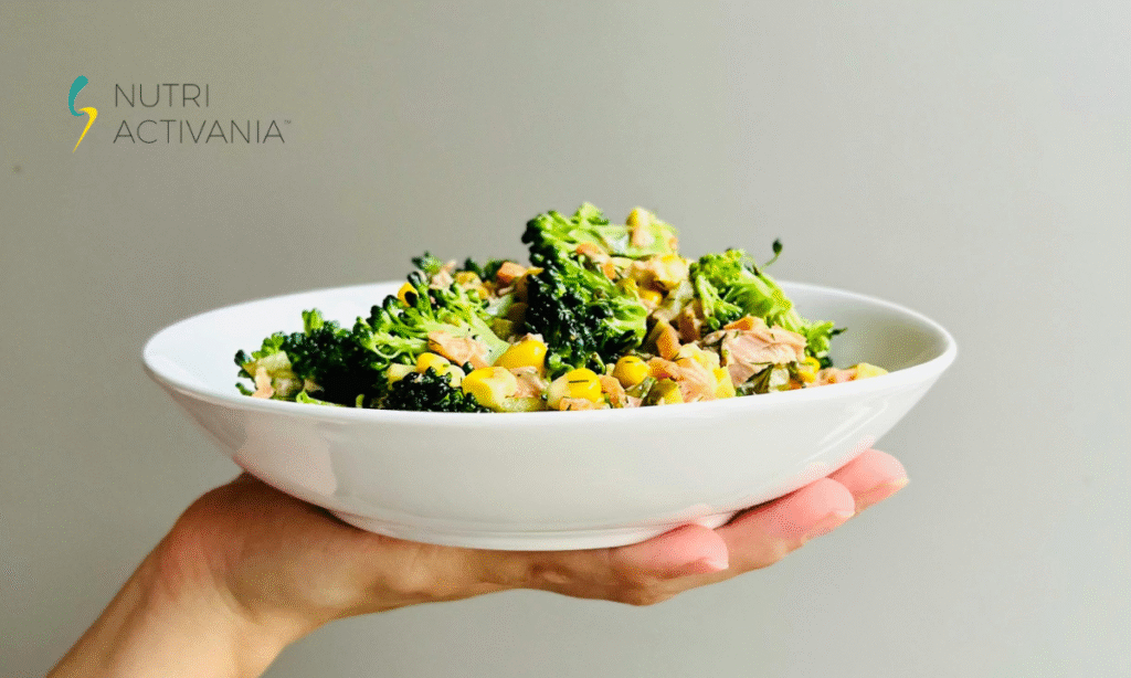 What is the difference between a nutritionist and dietitian?